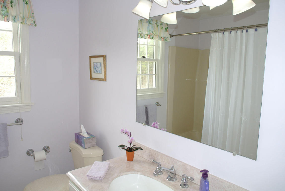 32 Wintergreen Rd, Mashpee, MA 02649 photo 10