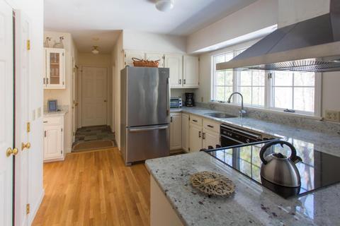 65 Eaton Ct, Cotuit, MA 02635 photo 7