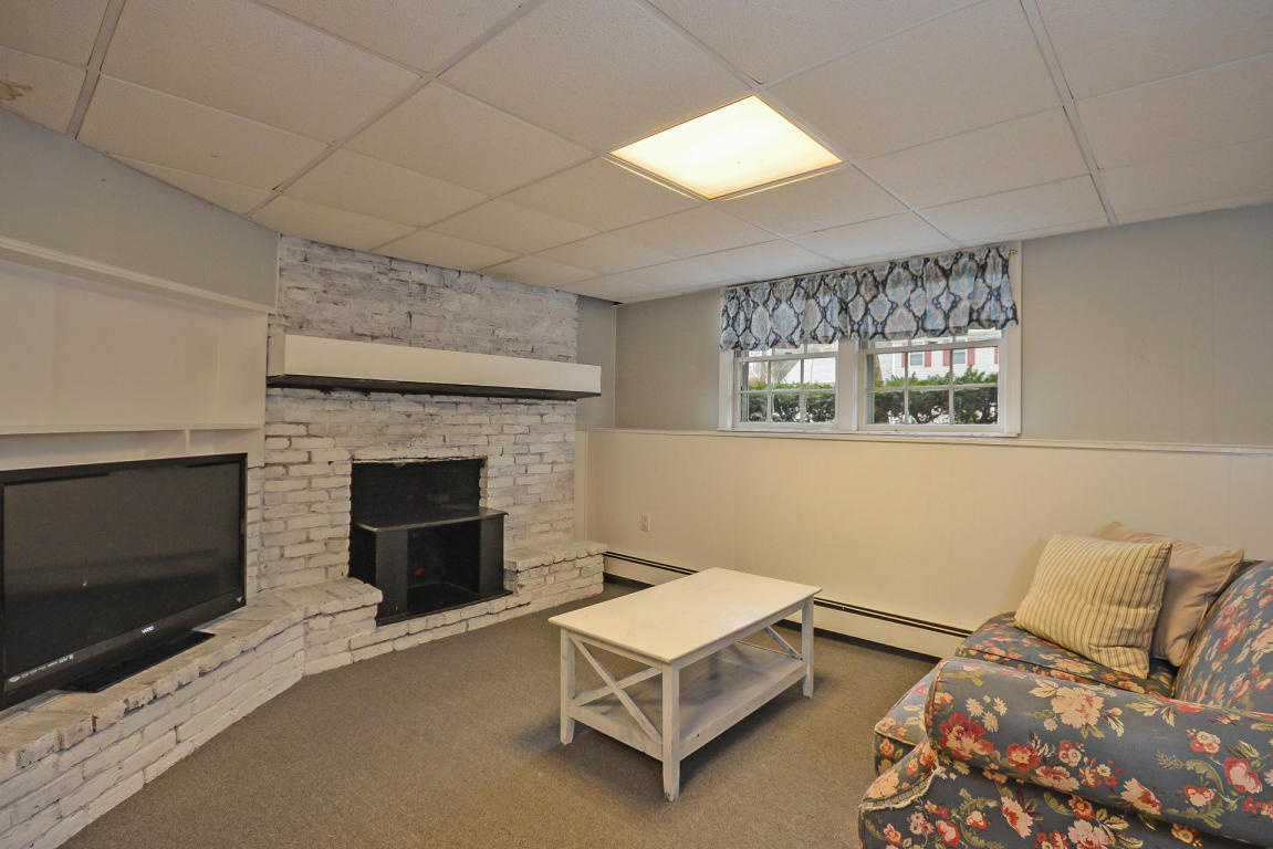 25 Collins Ave, Barnstable, MA 02630 photo 14