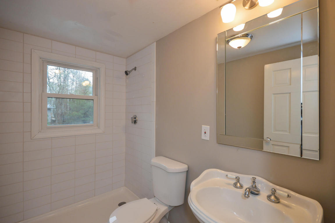 25 Collins Ave, Barnstable, MA 02630 photo 10