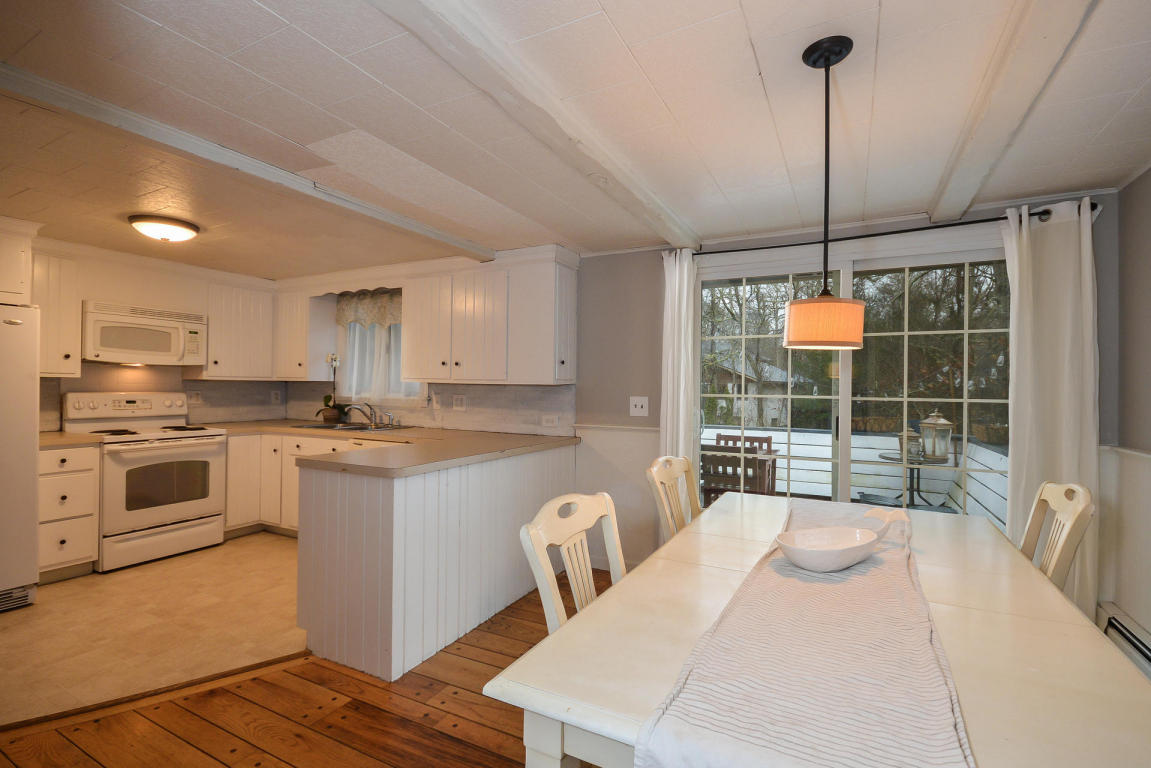 25 Collins Ave, Barnstable, MA 02630 photo 3