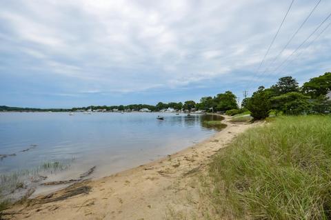 20 Fillmore St, Wareham, MA 02571 photo 3
