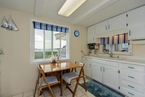 20 Fillmore St, Wareham, MA 02571 photo 9