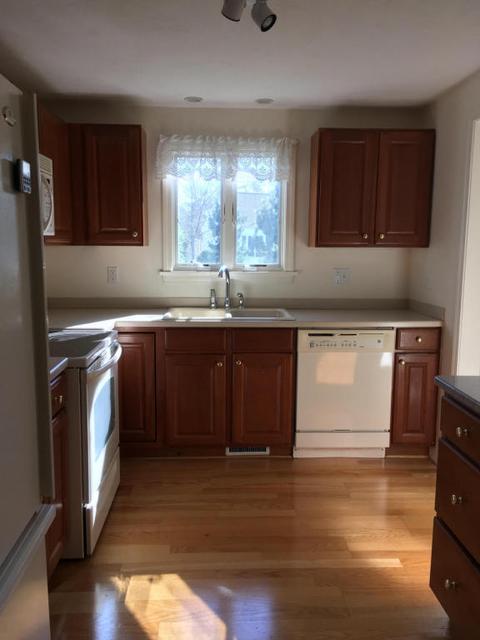 6 Classic Cir, Mashpee, MA 02649 photo 4