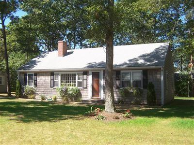 41 Mizzentop Ln, Centerville, MA 02632 photo 1
