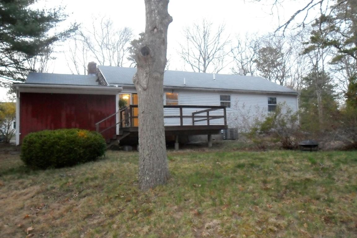 35 Content Ln, Cotuit, MA 02635 photo 2