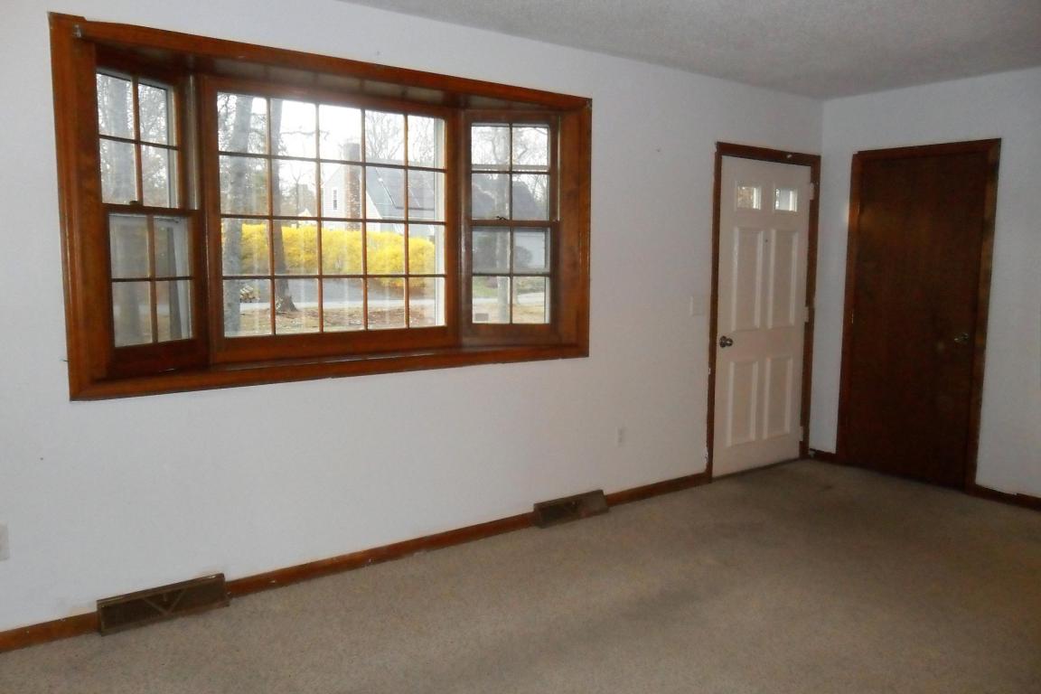 35 Content Ln, Cotuit, MA 02635 photo 5