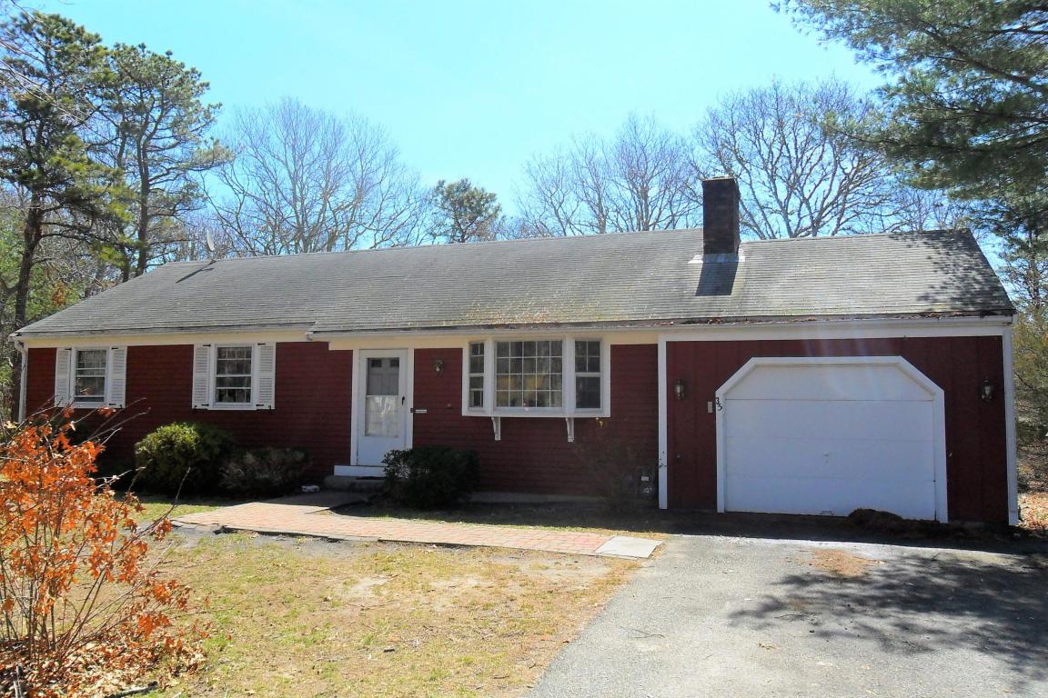 35 Content Ln, Cotuit, MA 02635 photo 1