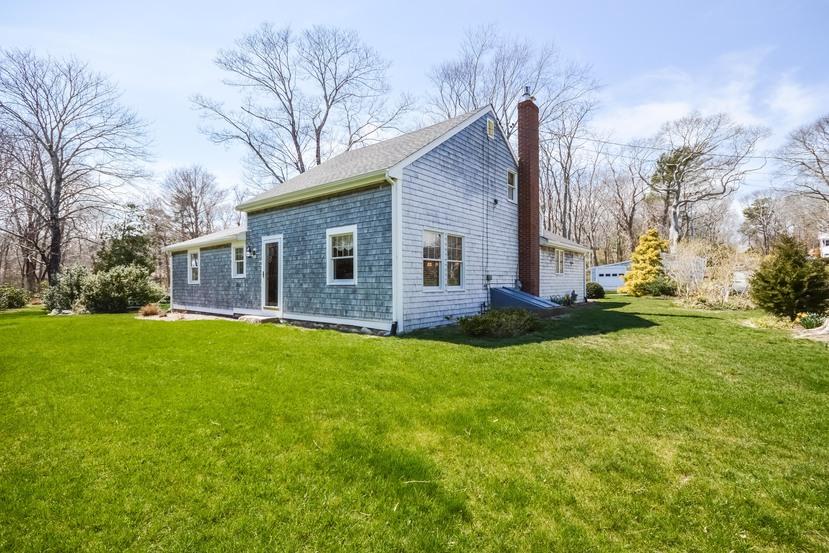 3 Cunningham Rd, Sagamore Beach, MA 02562 photo 1