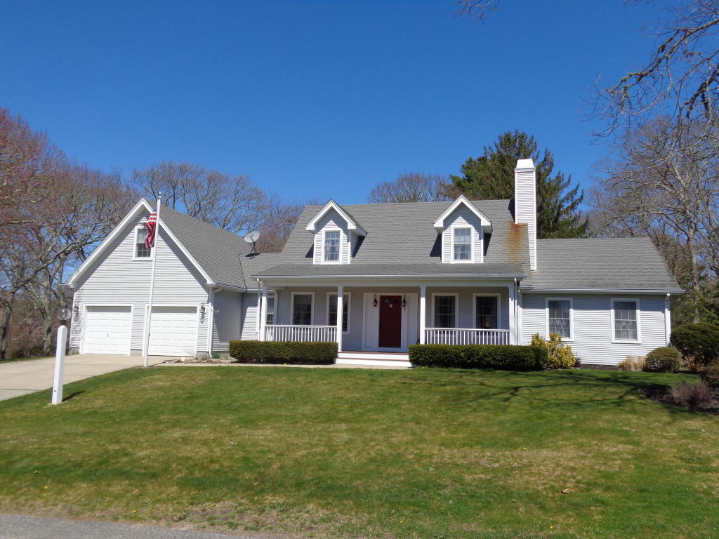 1 Olde Forge Ln, Bourne, MA 02532 photo 1