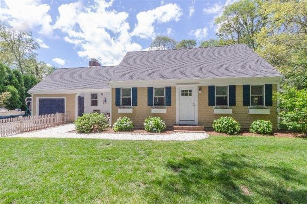 55 Deerfield Rd, Osterville, MA 02655 photo 1