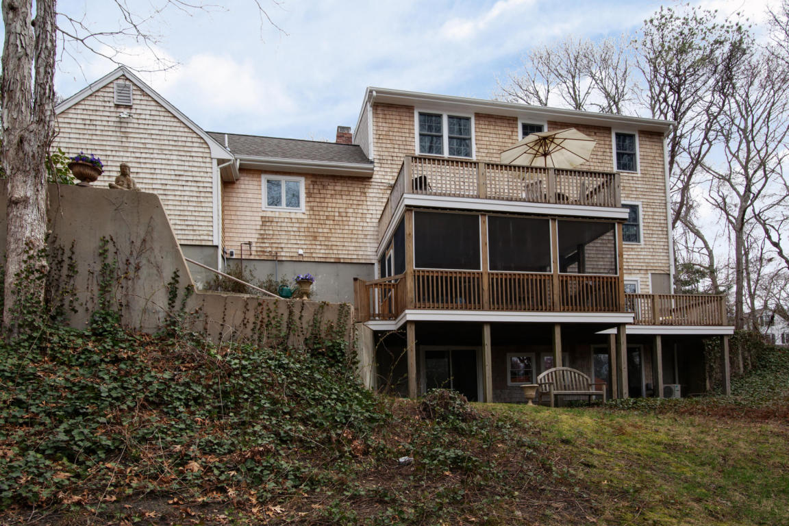 137 River View Ln, Centerville, MA 02632 photo 4