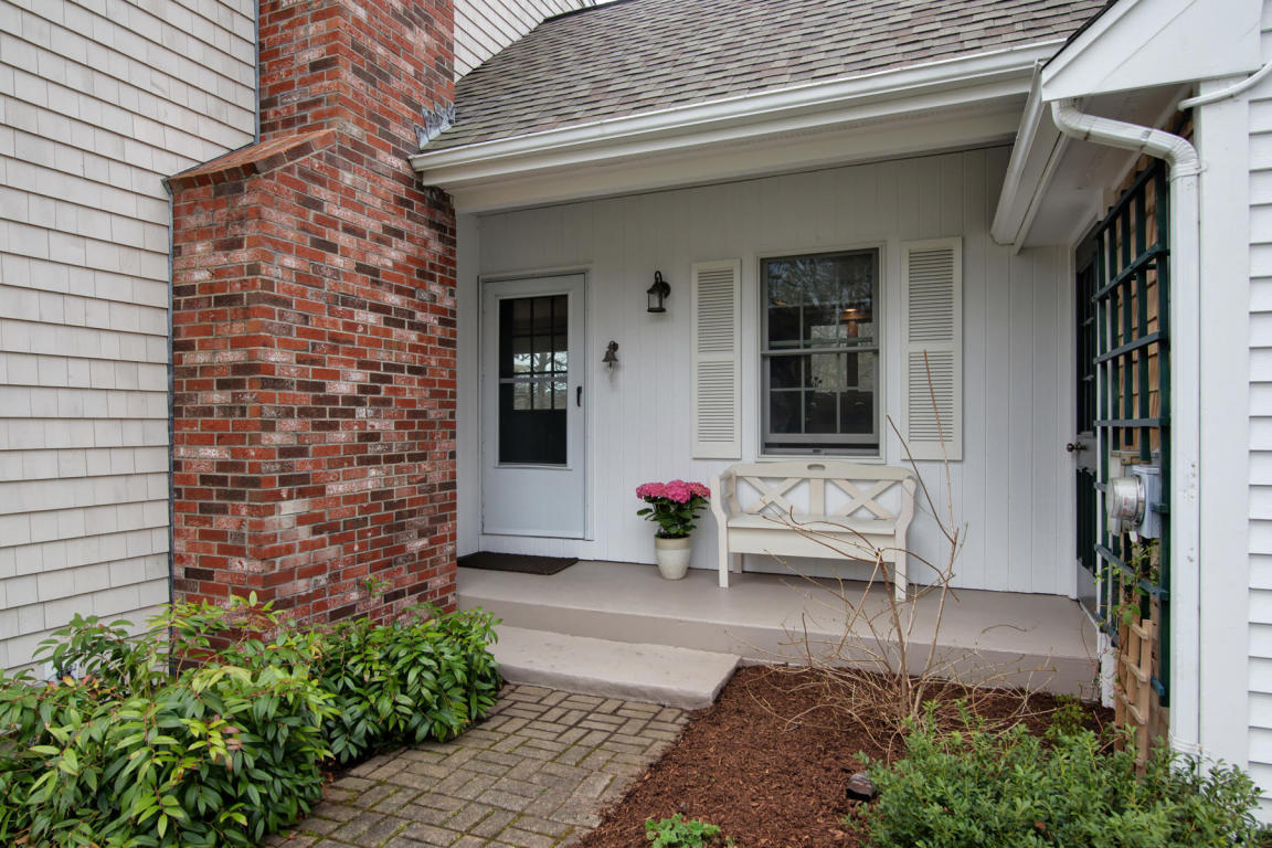 137 River View Ln, Centerville, MA 02632 photo 3