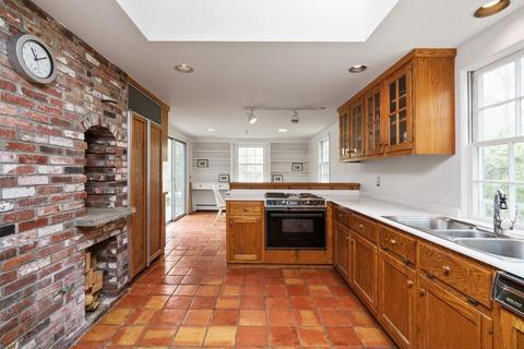 248 Wheeler Rd, Marstons Mills, MA 02648 photo 9