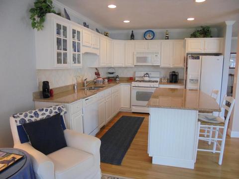 4 Periwinkle Ct, Bourne, MA 02532 photo 3