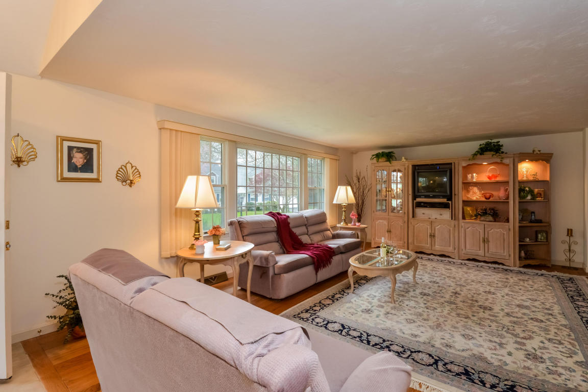 45 Deerfield Rd, Osterville, MA 02655 photo 5