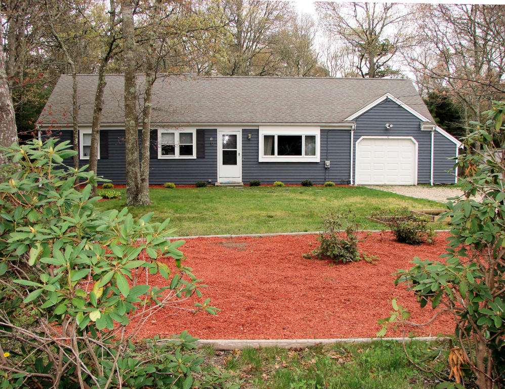 10 Skunknet Rd, Centerville, MA 02632 photo 1