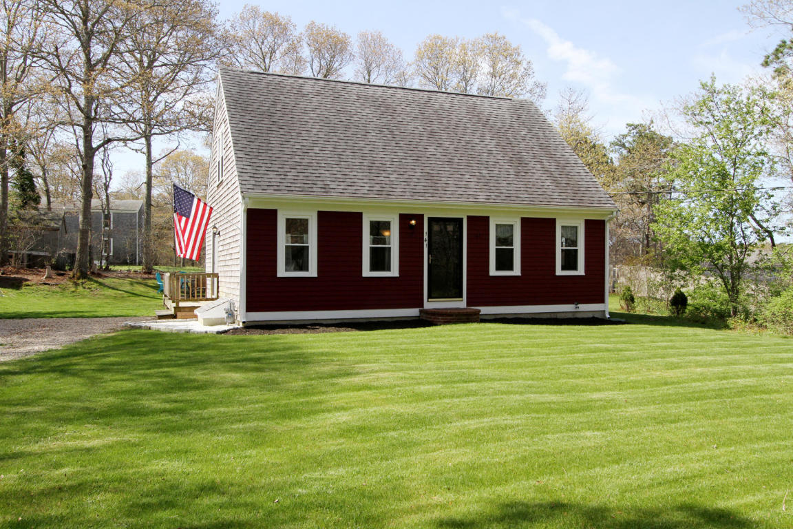 141 Spur Ln, Marstons Mills, MA 02648 photo 1
