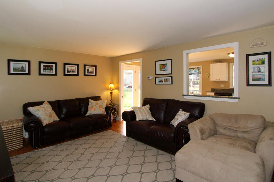 141 Spur Ln, Marstons Mills, MA 02648 photo 7