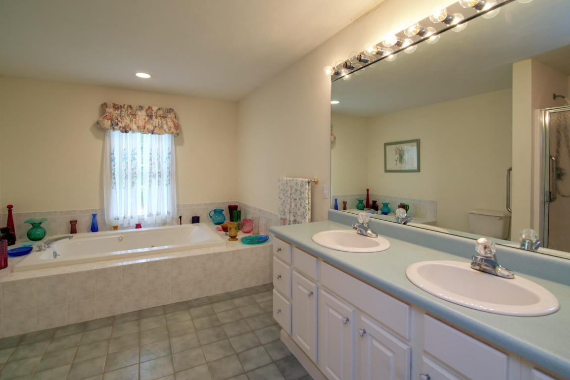 10 Preakness Ln, Mashpee, MA 02649 photo 17