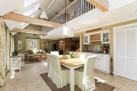 121 Old Barnstable Rd, Mashpee, MA 02649 photo 7