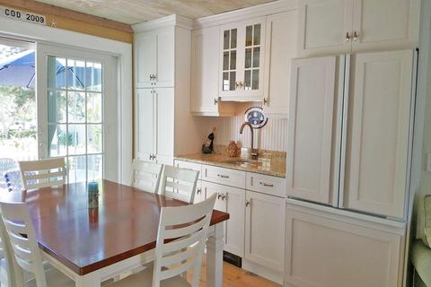 14 Barneys Ave, Mashpee, MA 02649 photo 4