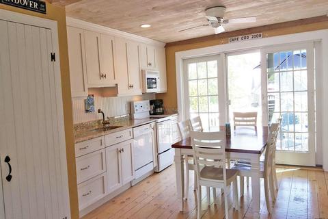 14 Barneys Ave, Mashpee, MA 02649 photo 3