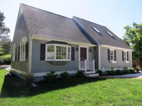 68 Smith St, West Harwich, MA 02671 photo 1