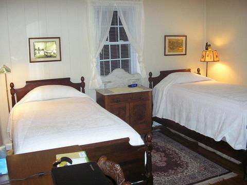 140 Willimantic Dr, Marstons Mills, MA 02648 photo 9
