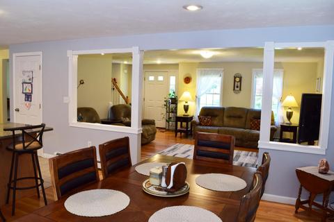 22 Maple St, Mashpee, MA 02649 photo 9