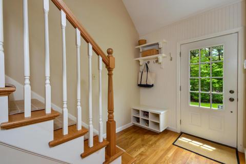 72 Cotuit Cove Rd, Cotuit, MA 02635 photo 4