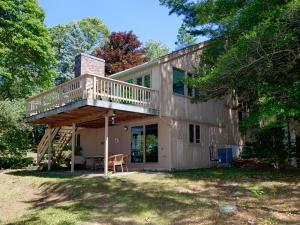 30 Lauren Dr, Marstons Mills, MA 02648 photo 2