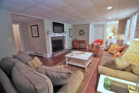 429 Braggs Ln, Barnstable, MA 02630 photo 17