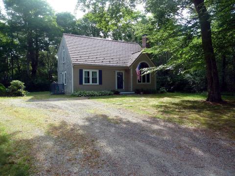 80 Edgewater Rd, Mashpee, MA 02649 photo 1