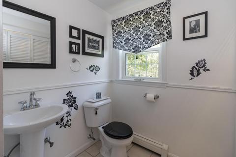 32 Carleton Dr, Mashpee, MA 02649 photo 13