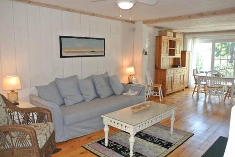 25 Flying Cloud Cir, Mashpee, MA 02649 photo 5