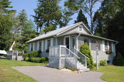 33 Datewood St, Wareham, MA 02571 photo 1
