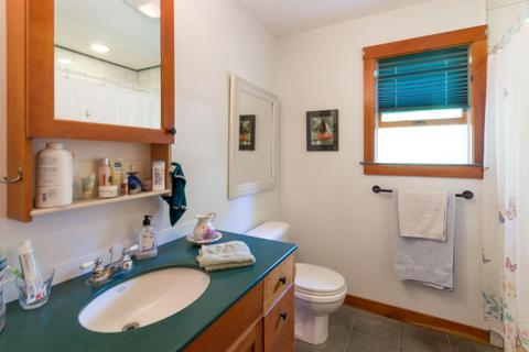 74 David Ave, Vineyard Haven, MA 02568 photo 8