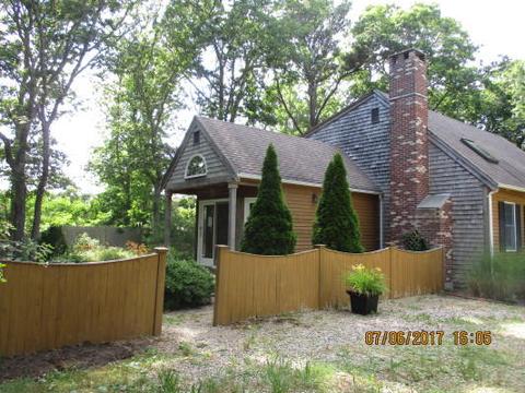 7 Leaf Ln, Eastham, MA 02642 photo 3