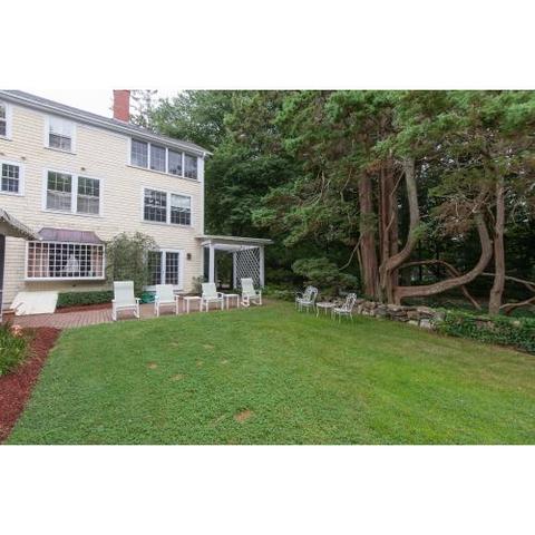 785 Main St, Cotuit, MA 02635 photo 5