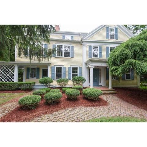 785 Main St, Cotuit, MA 02635 photo 1