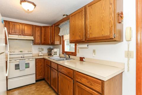 39 Pinecrest Ave, Mashpee, MA 02649 photo 10