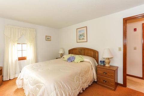 39 Pinecrest Ave, Mashpee, MA 02649 photo 13