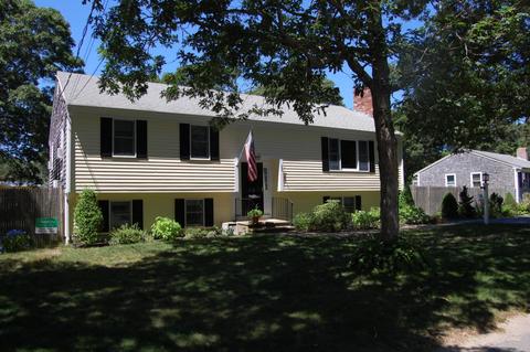 21 Saint Joseph St, Hyannis, MA 02601 photo 30