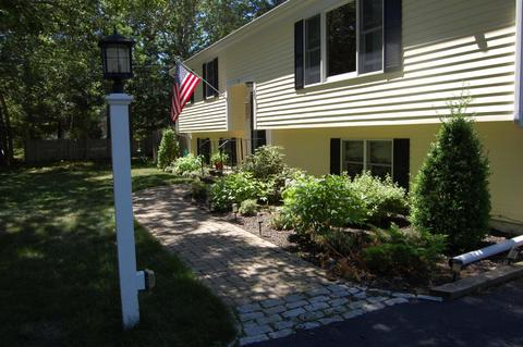 21 Saint Joseph St, Hyannis, MA 02601 photo 2