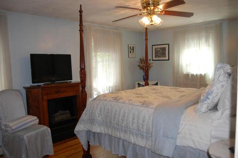 21 Saint Joseph St, Hyannis, MA 02601 photo 18