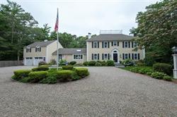 608 Old Post Rd, Cotuit, MA 02635 photo 2