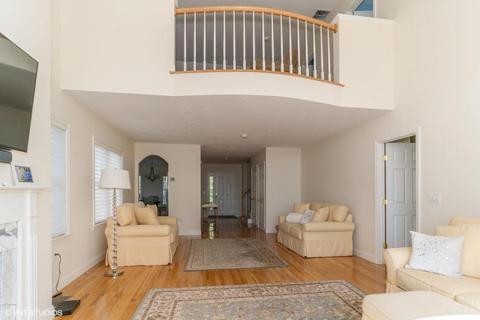 68 Brookside Rd, Bourne, MA 02532 photo 4