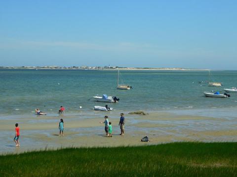 61 Harbor View Rd, Barnstable, MA 02630 photo 3