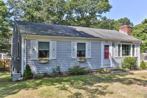 207 Straightway, Hyannis, MA 02601 photo 1